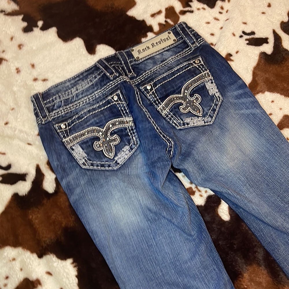 Rock revival jeans! - Picture 3 of 6